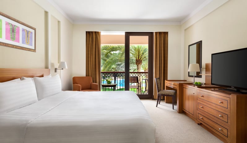 SHANGRI LA AL WAHA - Interconnecting Family Room